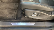 Jaguar E-Pace 1.5 P300e R-Dynamic SE 5dr Auto Estate